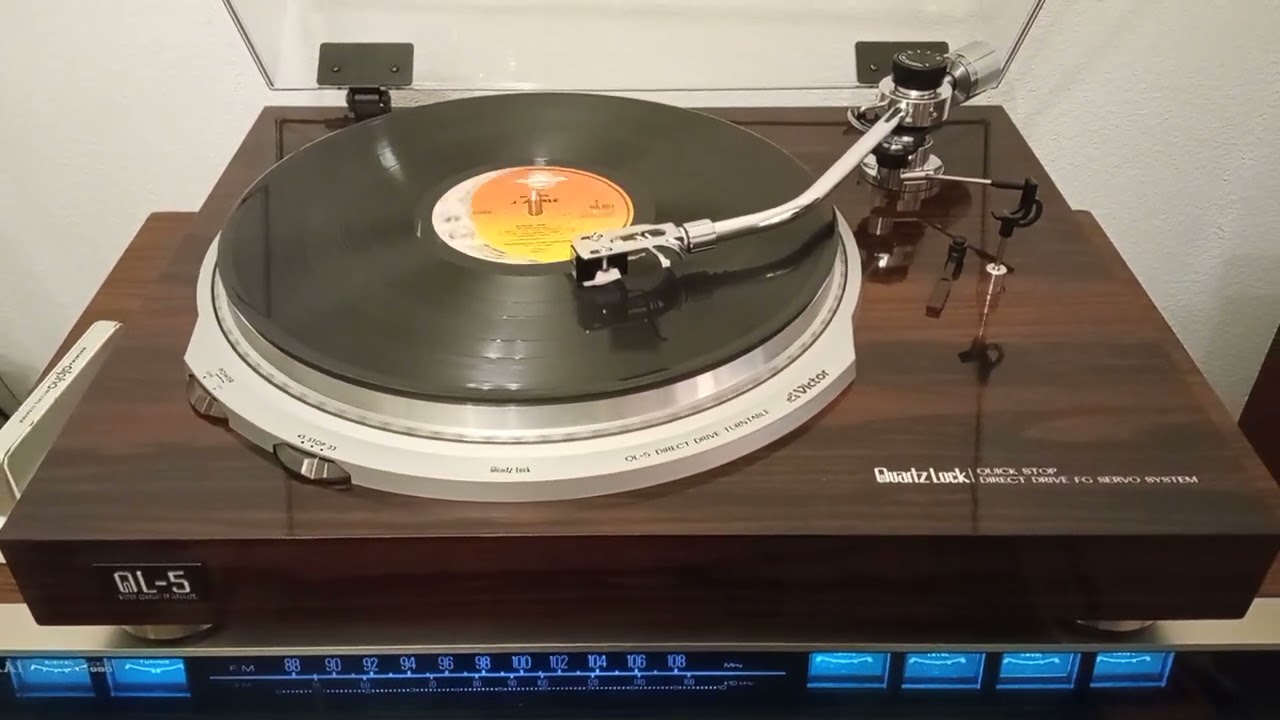 Victor QL-5 & Audio Technica AT-VM8