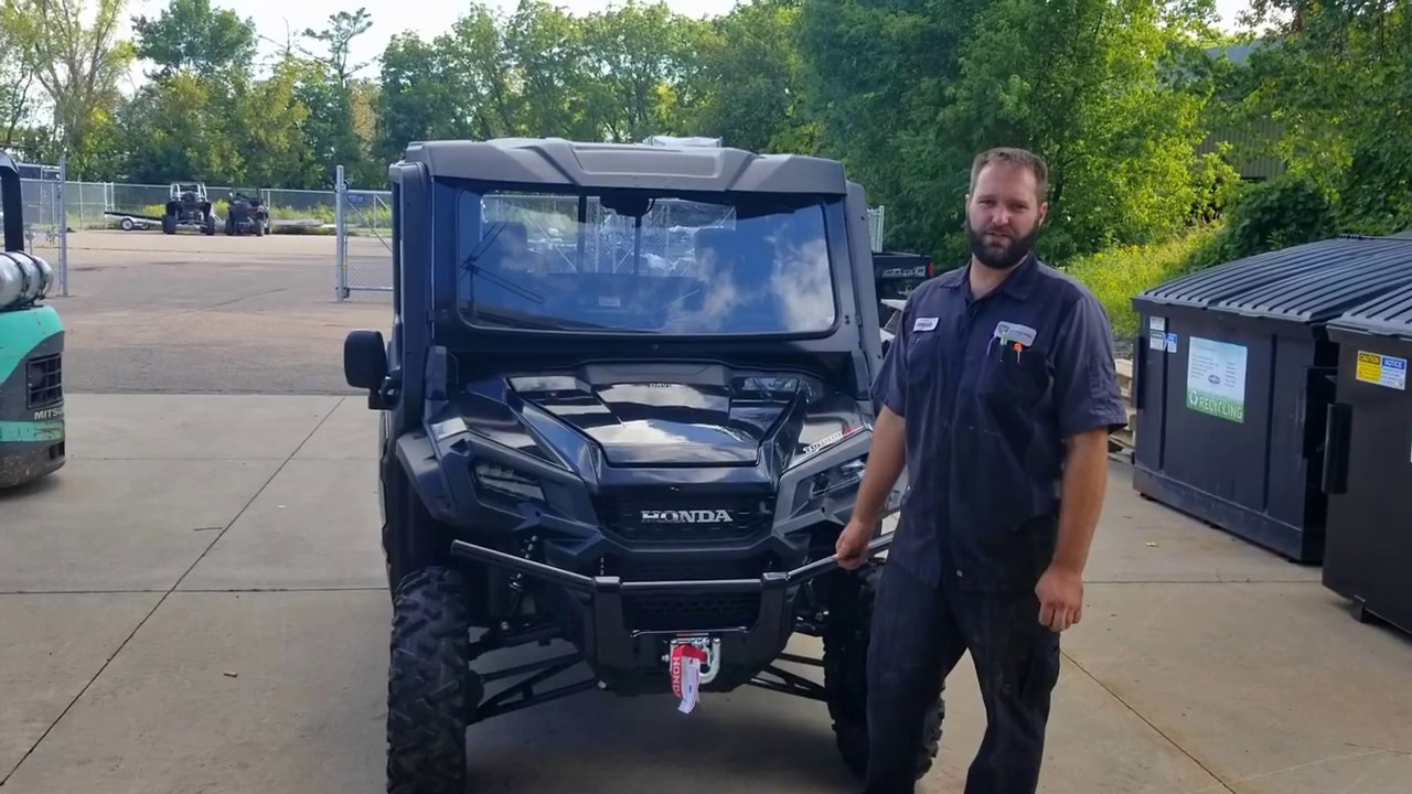 2020 Honda Pioneer 1000 Deluxe with 