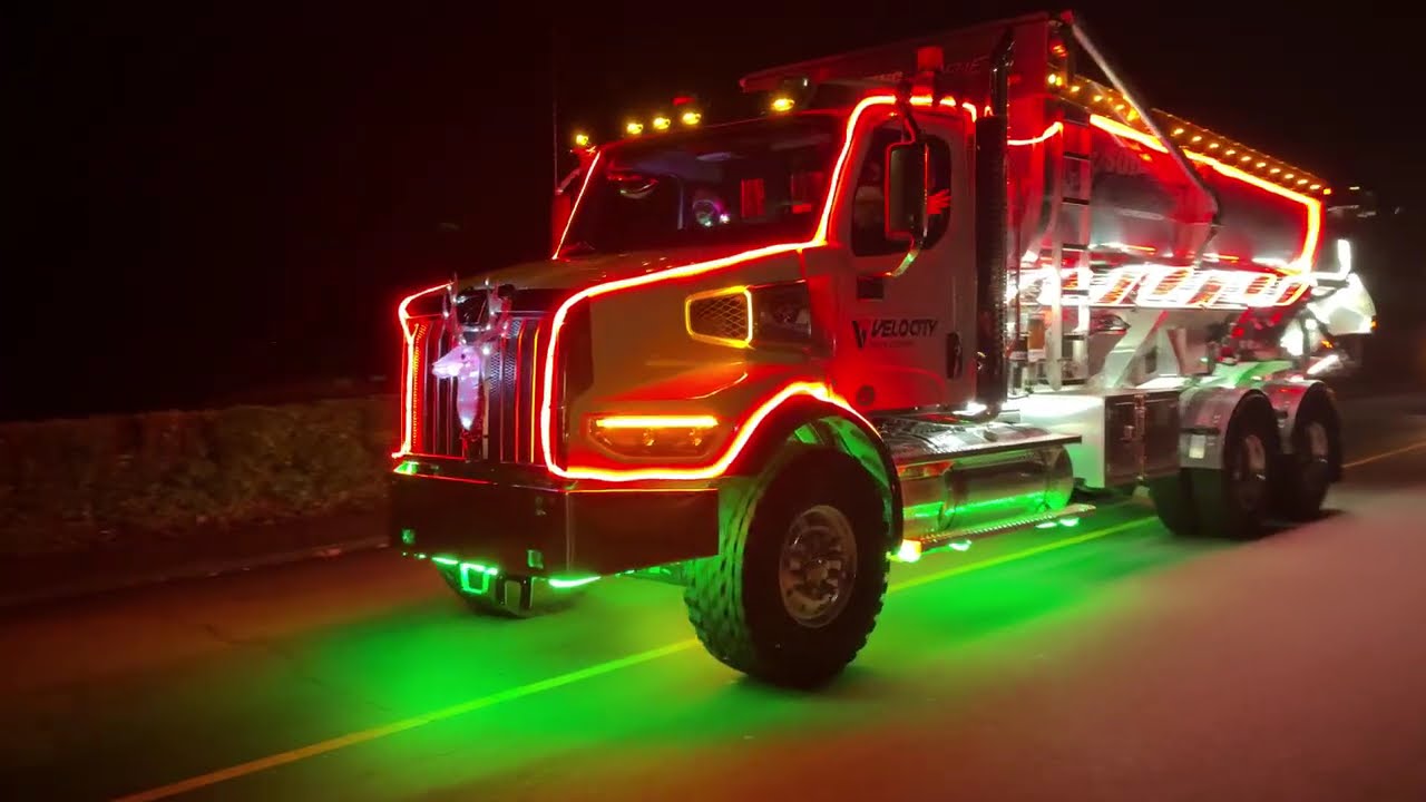 2025 Christmas Truck Parade Along Beach Drive in Oak Bay & Victoria