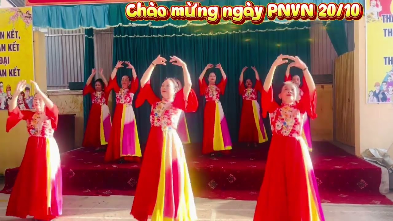 Nhảy Mùa Xuân Đầu Tiên đẹp ( BD - Anh Mai và ĐDV PN khối 18 QT - Phường Thành Vinh - Nghệ an 