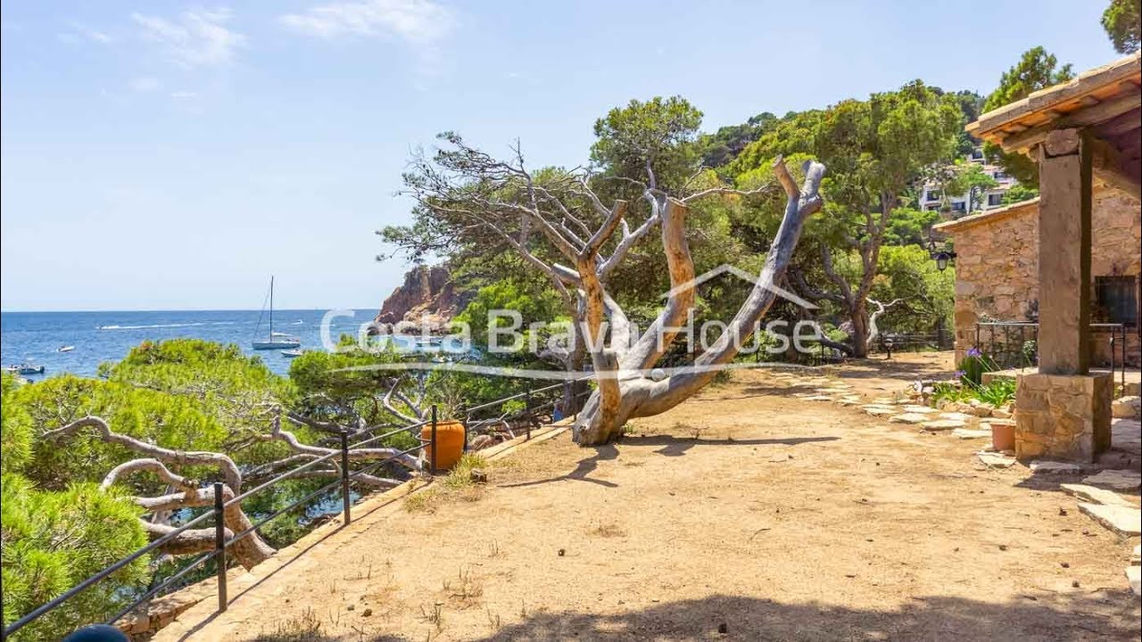 Propiedad única en venta en Tamariu, con acceso directo al mar | Ref 2965PL