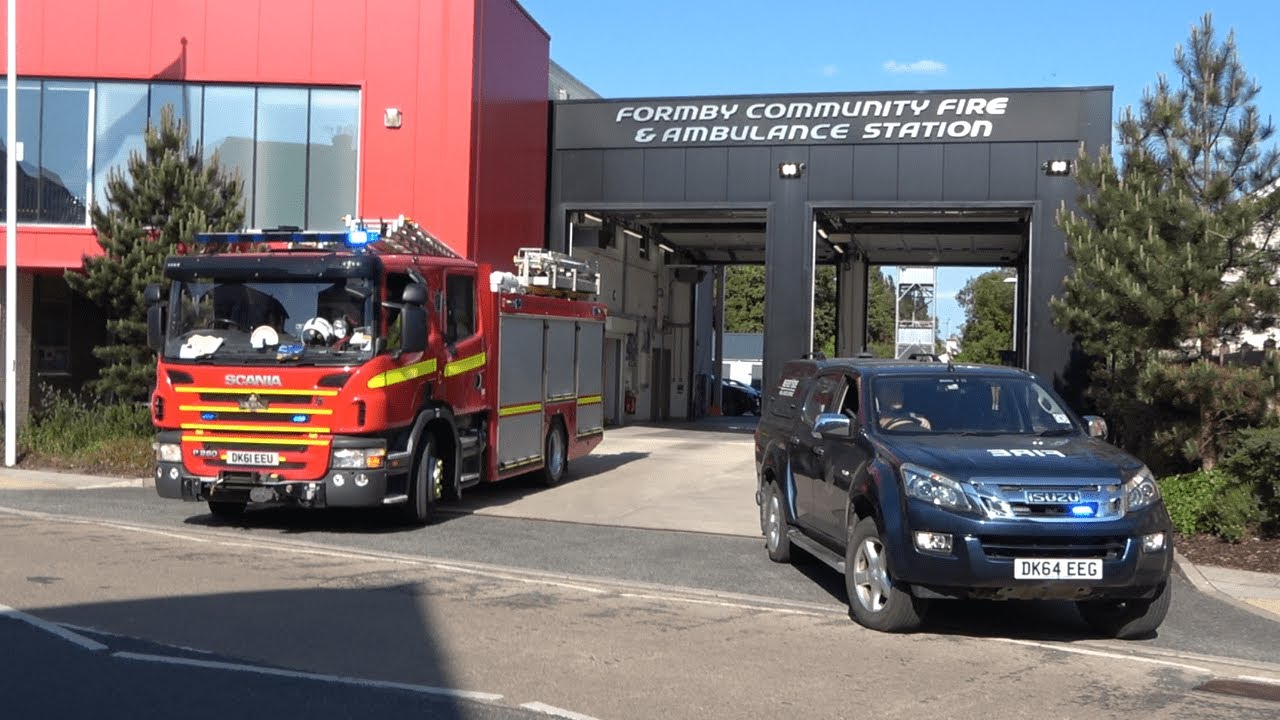 Merseyside Fire & Rescue Service - Formby Light 4x4 Pump + Rescue Pump Turnout