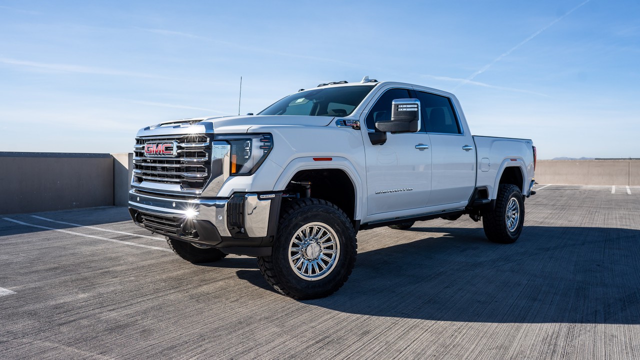 GMC 2500 Build: Stage 10 CST Lift + 18” Method Forged on 35” Toyo RTs 🔥