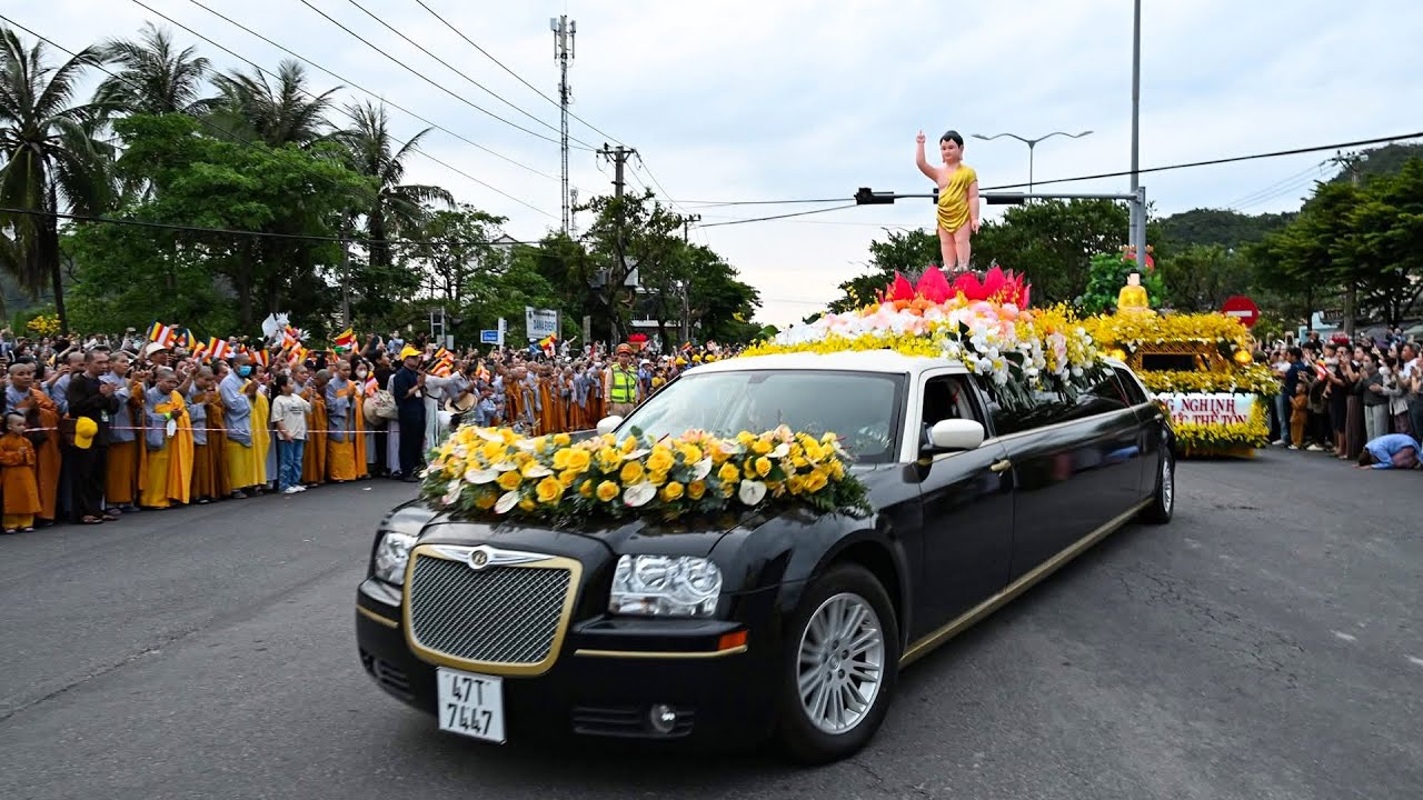 Đà Nẵng: Toàn cảnh lễ cung thỉnh chiêm bái cung tiễn Xá Lợi Phật tại chùa Quán Thế Âm Ngũ Hành Sơn