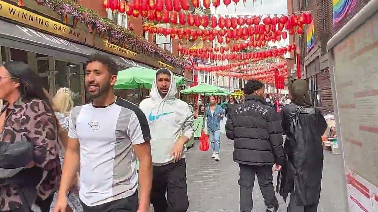 A Tourist's Guide to London's Chinatown