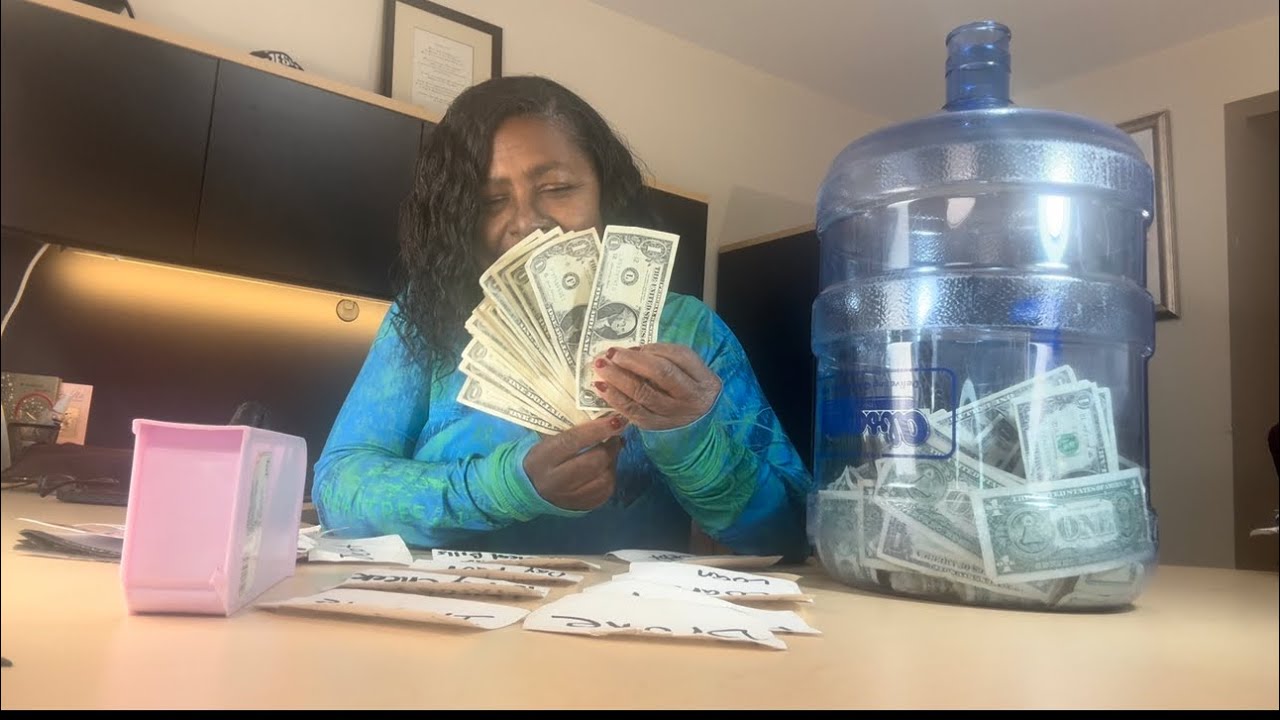 How To Start Saving Money Today $1000 For Your Emerg Fund The Key Is Consistency And Disciplined 