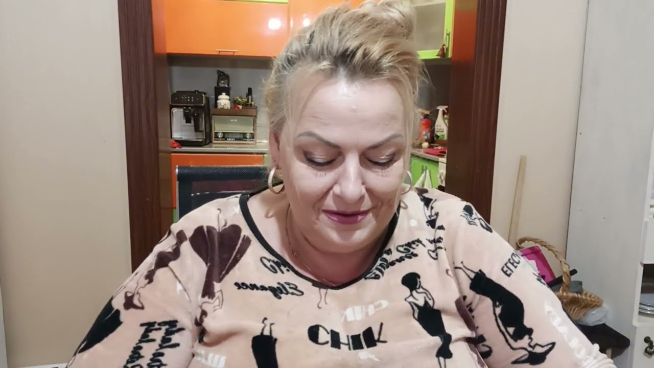 РЫБЫ МНОГО НЕ БЫВАЕТ /НАВАРИЛА БОРЩА /ПОССОРИЛАСЬ С ЛУЧШЕЙ ПОДРУГОЙ /ТАКИХ ПОДРУГ ПО ДАЛЬШЕ