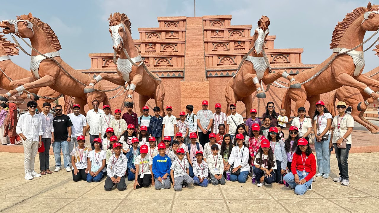 Day 2 of Our Hyderabad Trip | Sightseeing, Smiles & Experiences