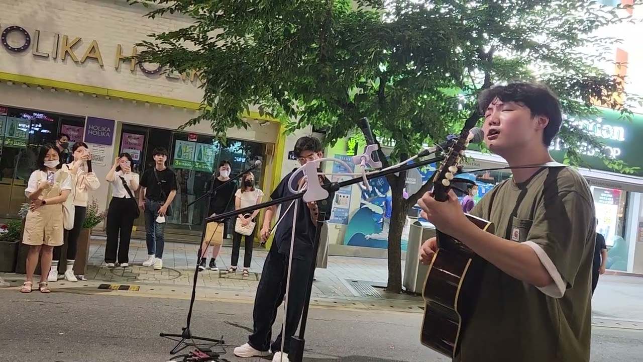 JHKTV]  브룩킴&제요한 신촌거리버스킹 내사랑 내곁에 Brook Kim  & Je Yo-han Sinchon Street Busking my love by my side
