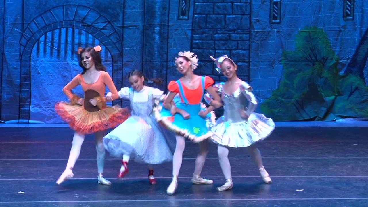 Ginette Ballet El Mago de Oz 2015