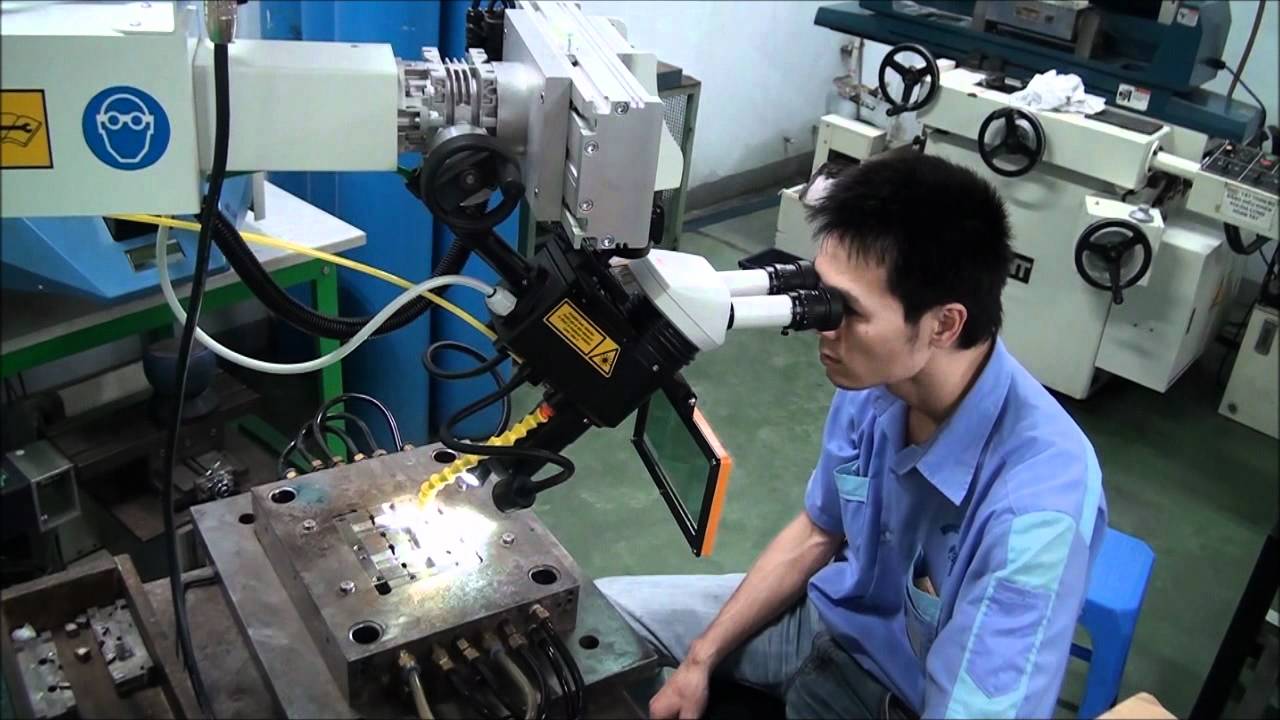 Sisma SWA-150 laser welding machine at Muto Hanoi