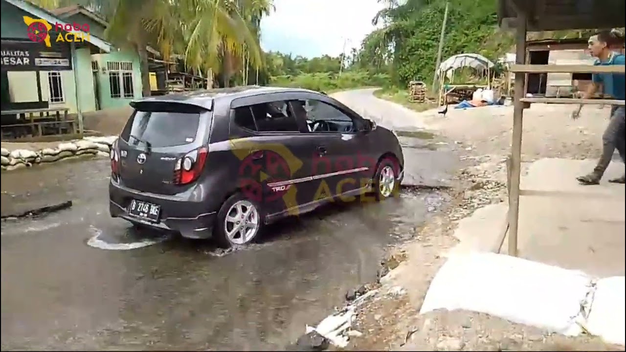 Warga Desa Pulo Gadung Aceh Tenggara Keluhkan Jalan Rusak Yang Sebabkan Pengendara Kerap Jatuh