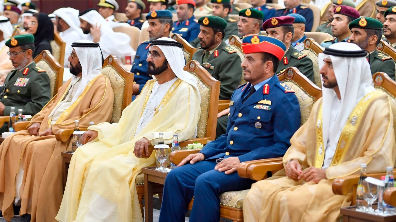 محمد بن راشد يرعى حفل تخريج الدورة الرابعة في كلية الدفاع الوطني