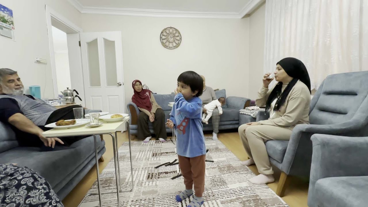 ANNEMLE TÜRKİYE'YE GELDİM! DENİZ İLE DÜNÜRLERİ ZİYARET!