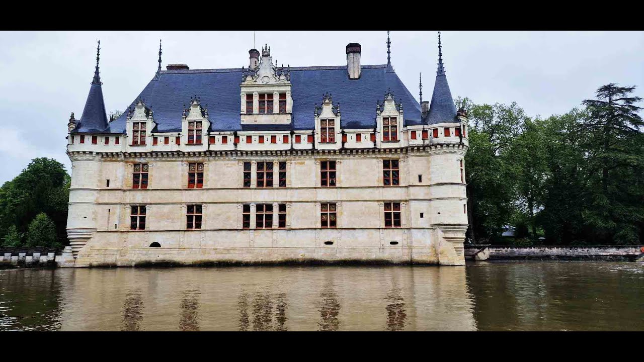 Azay le Rideau a  Louis de Funes