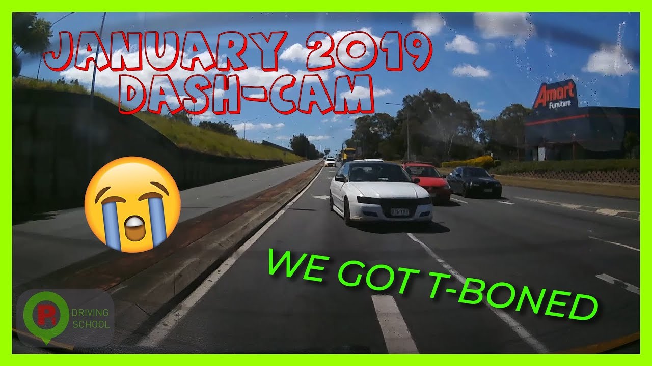 Driving school car crashes!