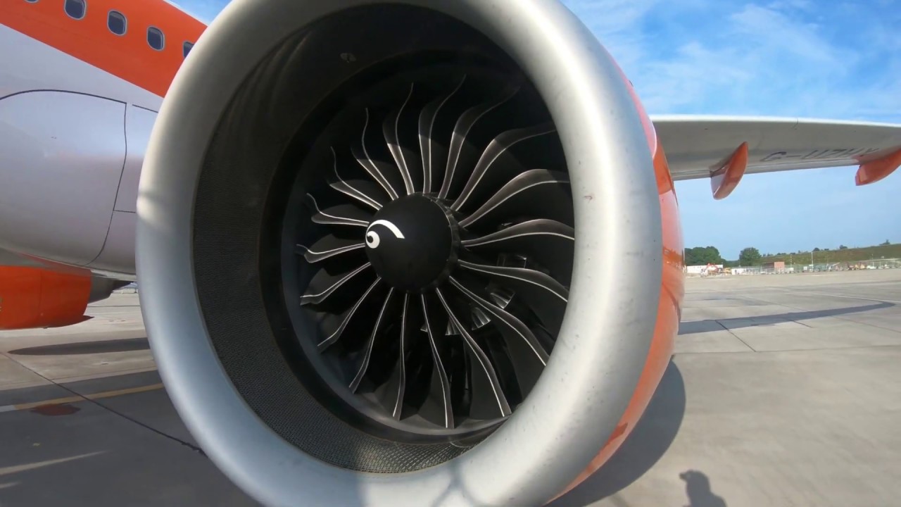 ✈ Easyjet A320NEO | Walk-around and Cabin Tour ✈