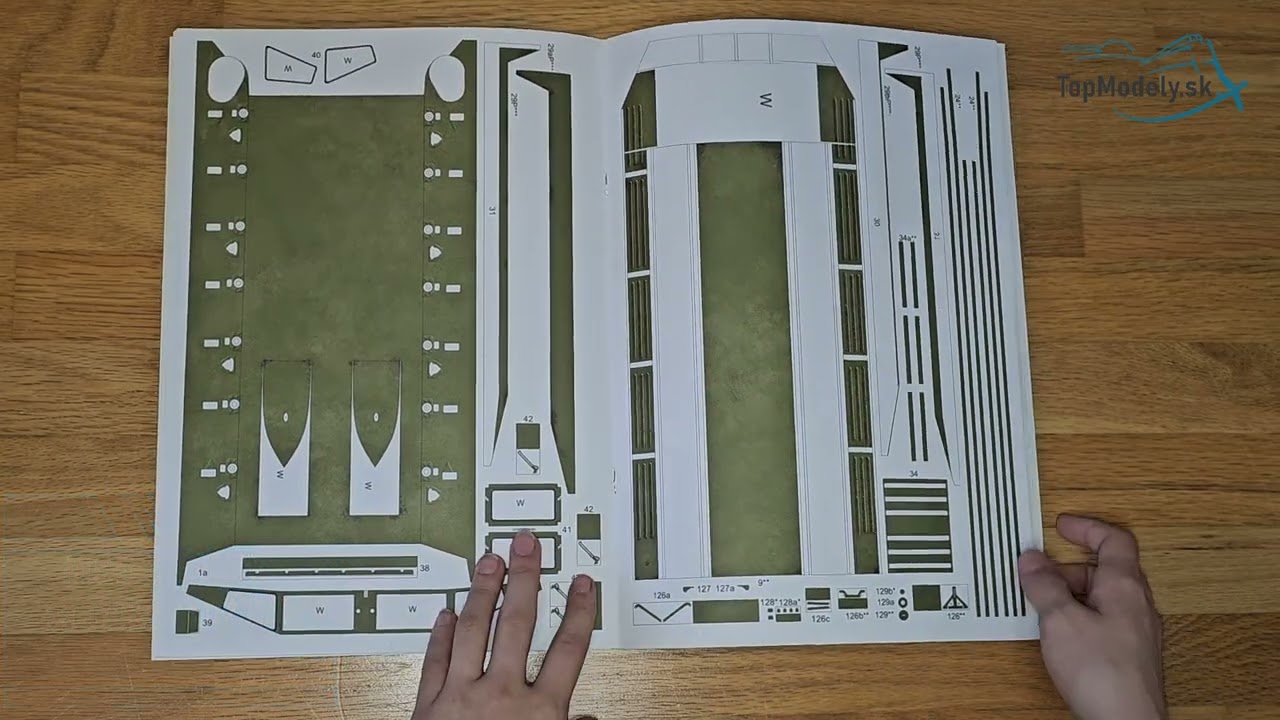 Papierový model Transporter PTG K-61