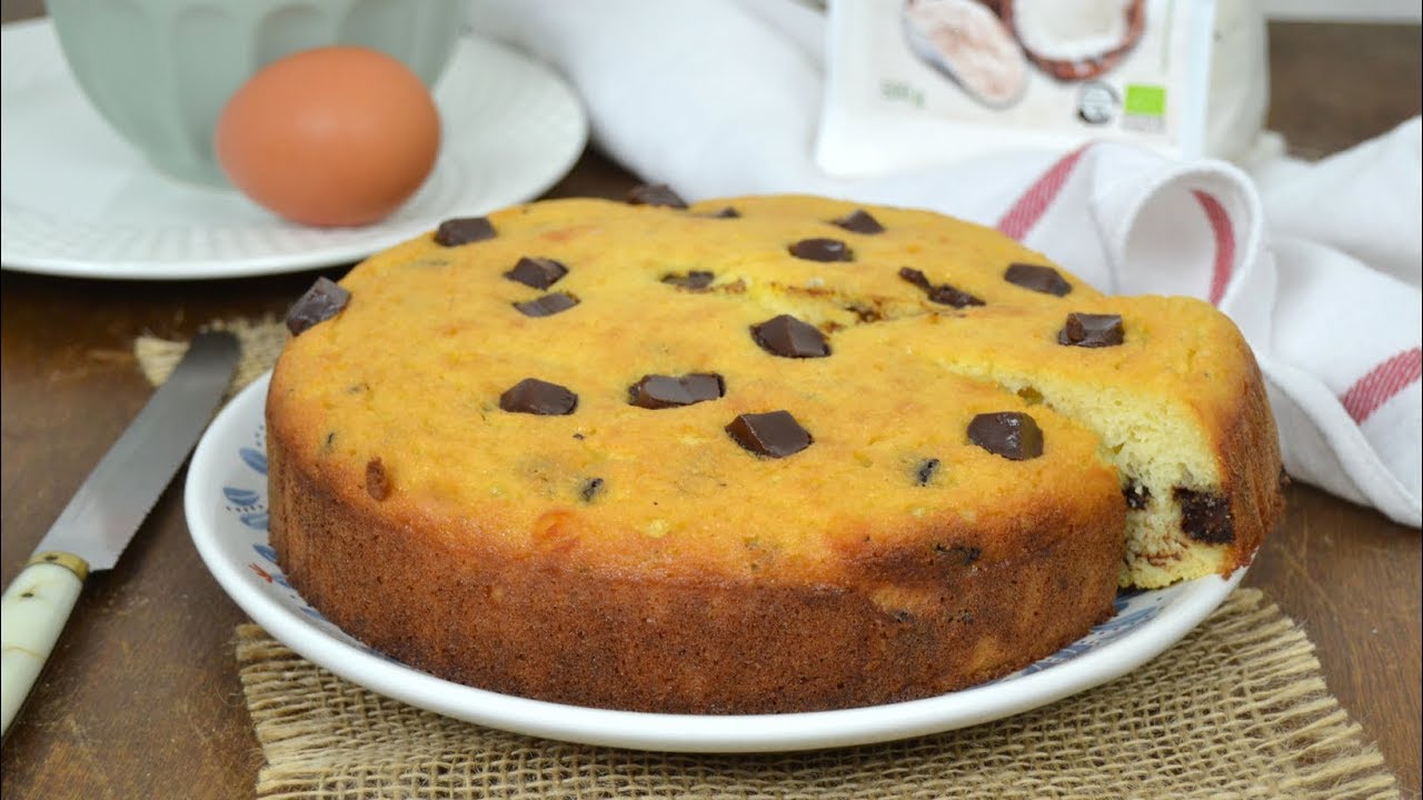 Bizcocho de coco con chocolate. ¡Un bizcocho super jugoso! Y además, sin gluten