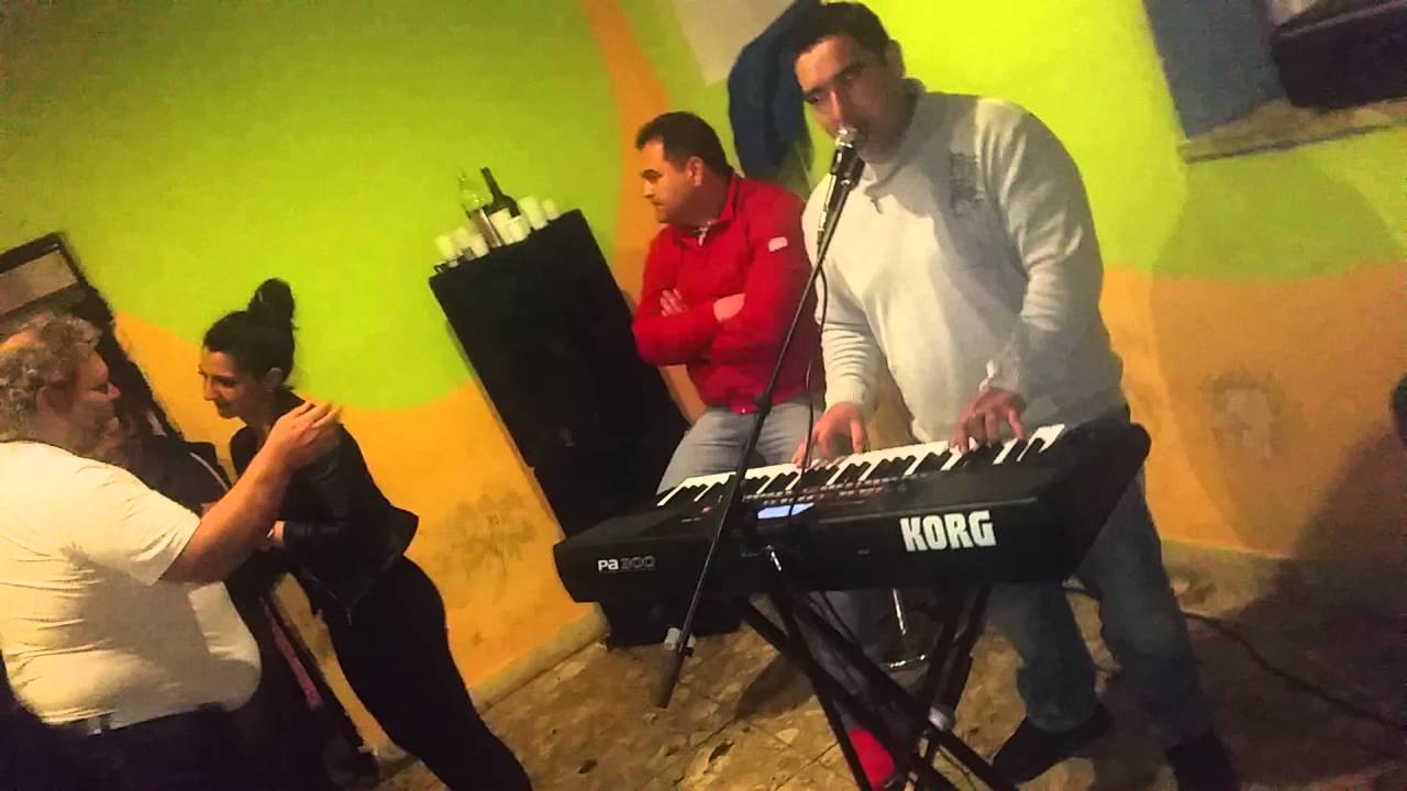 Romska zabava zavadka nad hromom - gypsi jaro a stano ; domino - vustoro april 2016/4