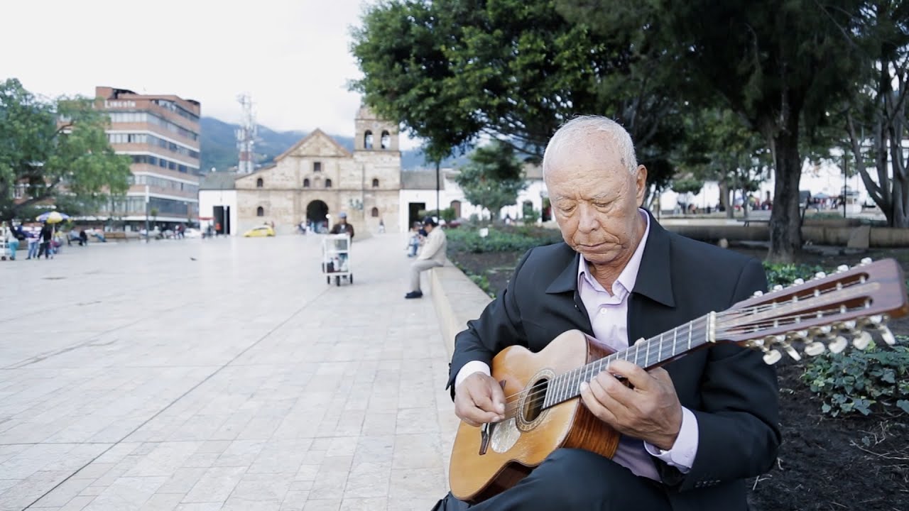 CARLOS CONDE - M&Uacute;SICO PAMPLON&Eacute;S