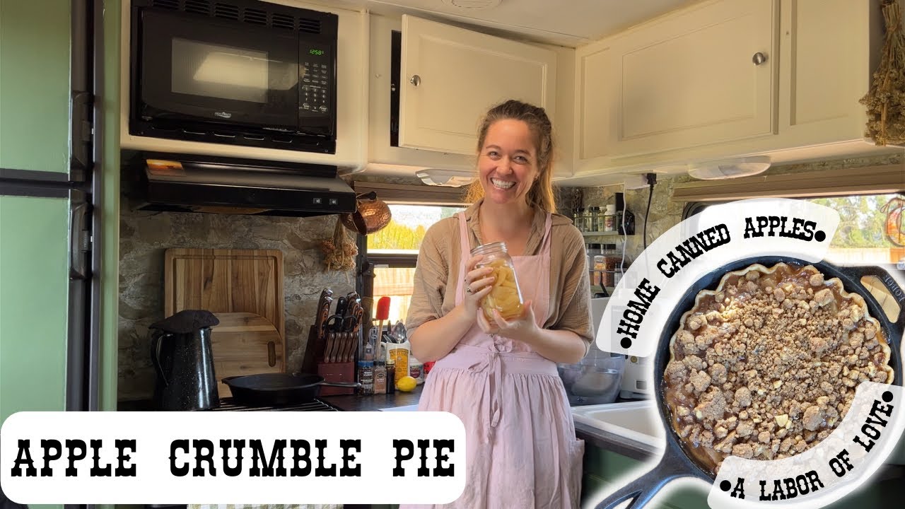 Cooking in the Camper: Apple Crumble Pie