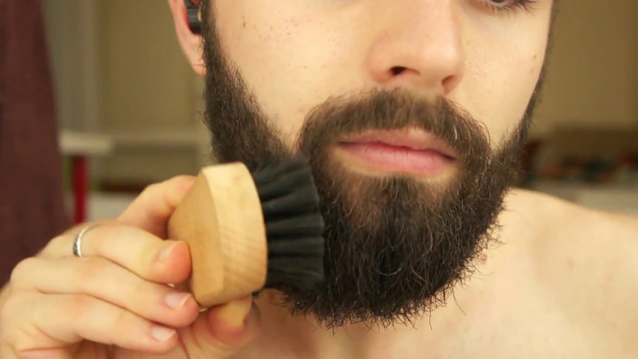 ASMR / АСМР ⃝ Beard Styling/ Стилизиране На Брада  ⃝  💇‍♂️