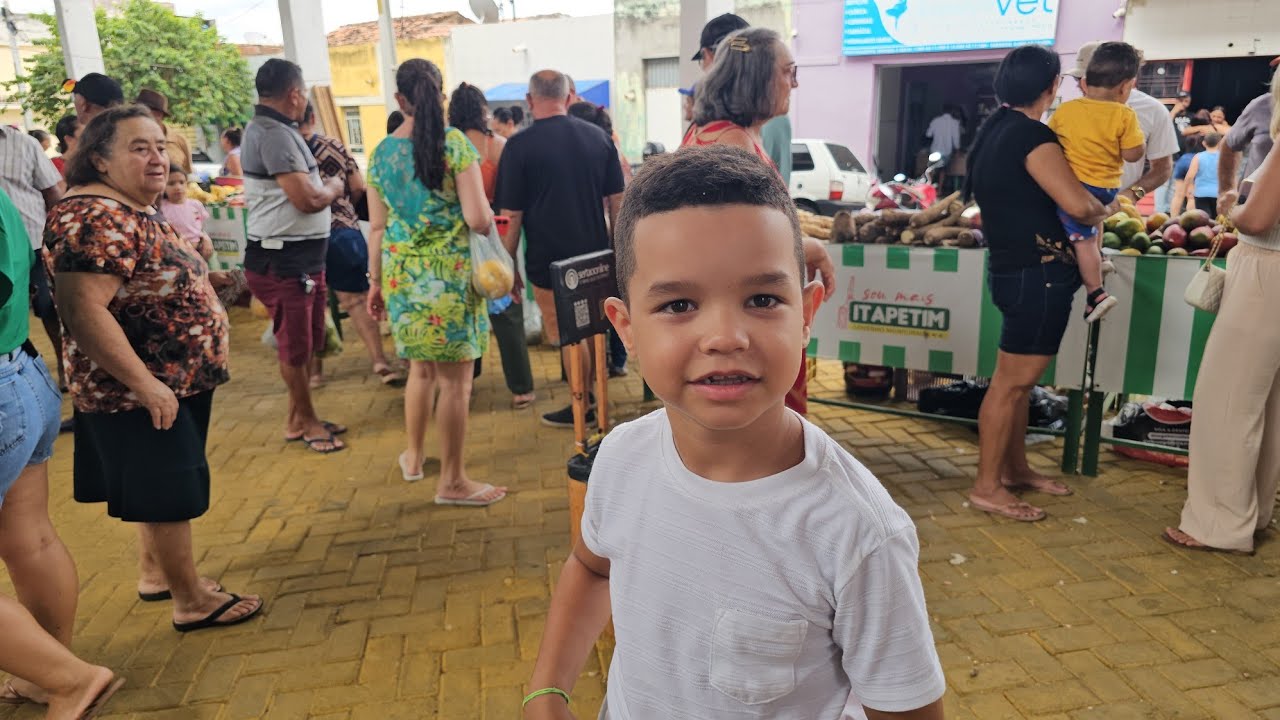 Feira livre de Itapetim PE em 05-02-26
