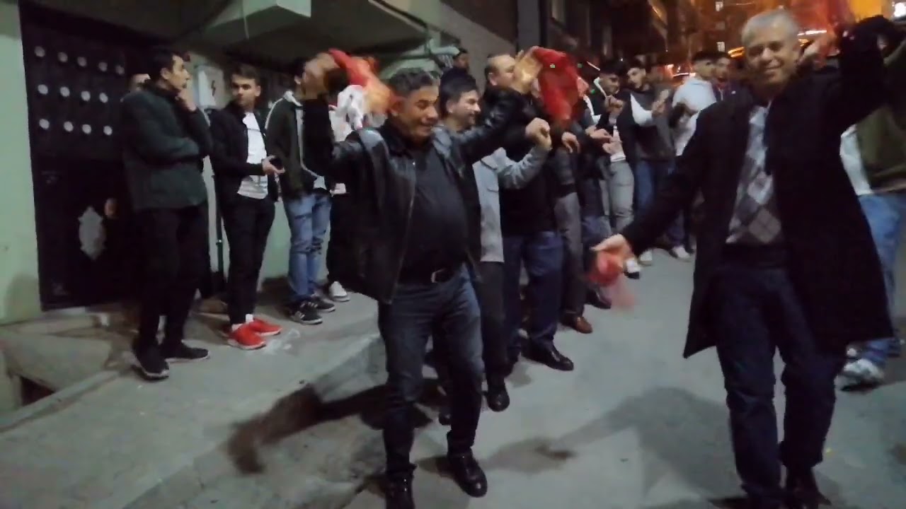 bize her yerdeyiz suvarlı Mehmet toz