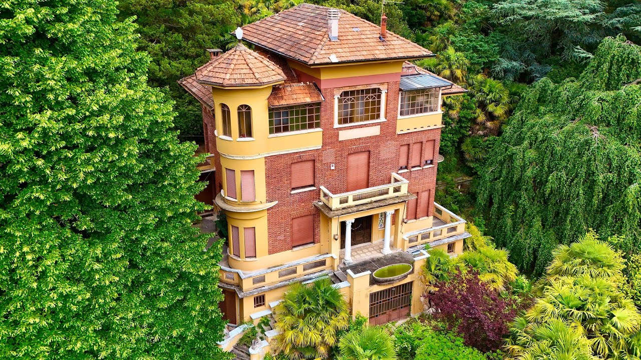 Terror Mansion ABANDONED And Hidden In The Mountains  | Husband, Wife And Children Vanished