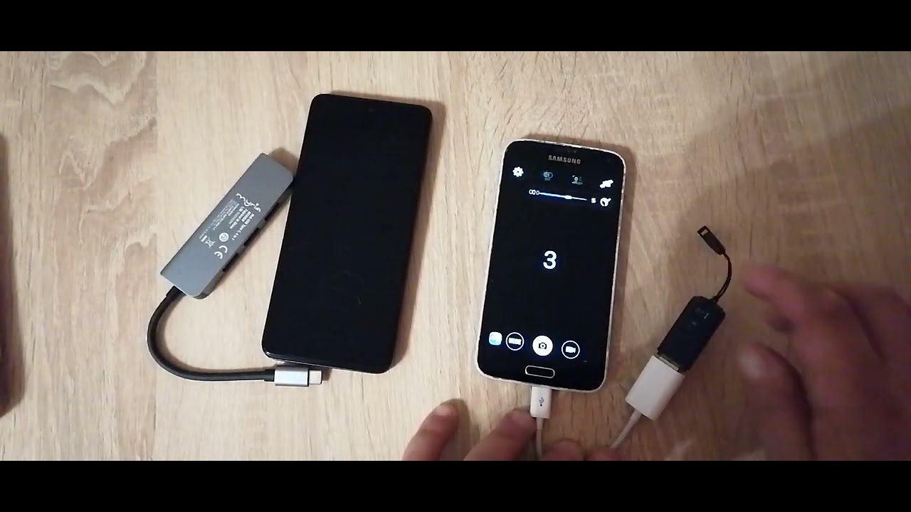 Cum conectezi un memory stik la telefon.How to connect a memory stick to the phone.