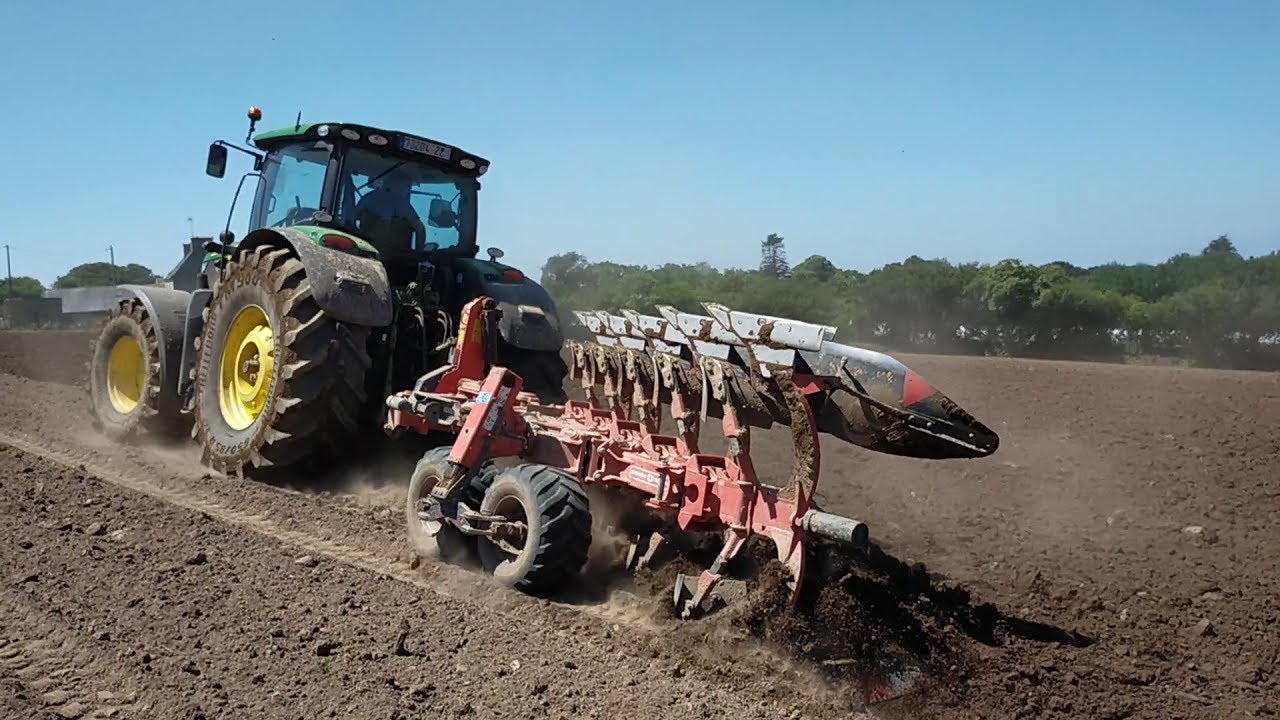 Un MAGNIFIQUE ensemble au LABOUR 😍😍 !!! ETA Botrel | John Deere 6210r & Gregoire Besson