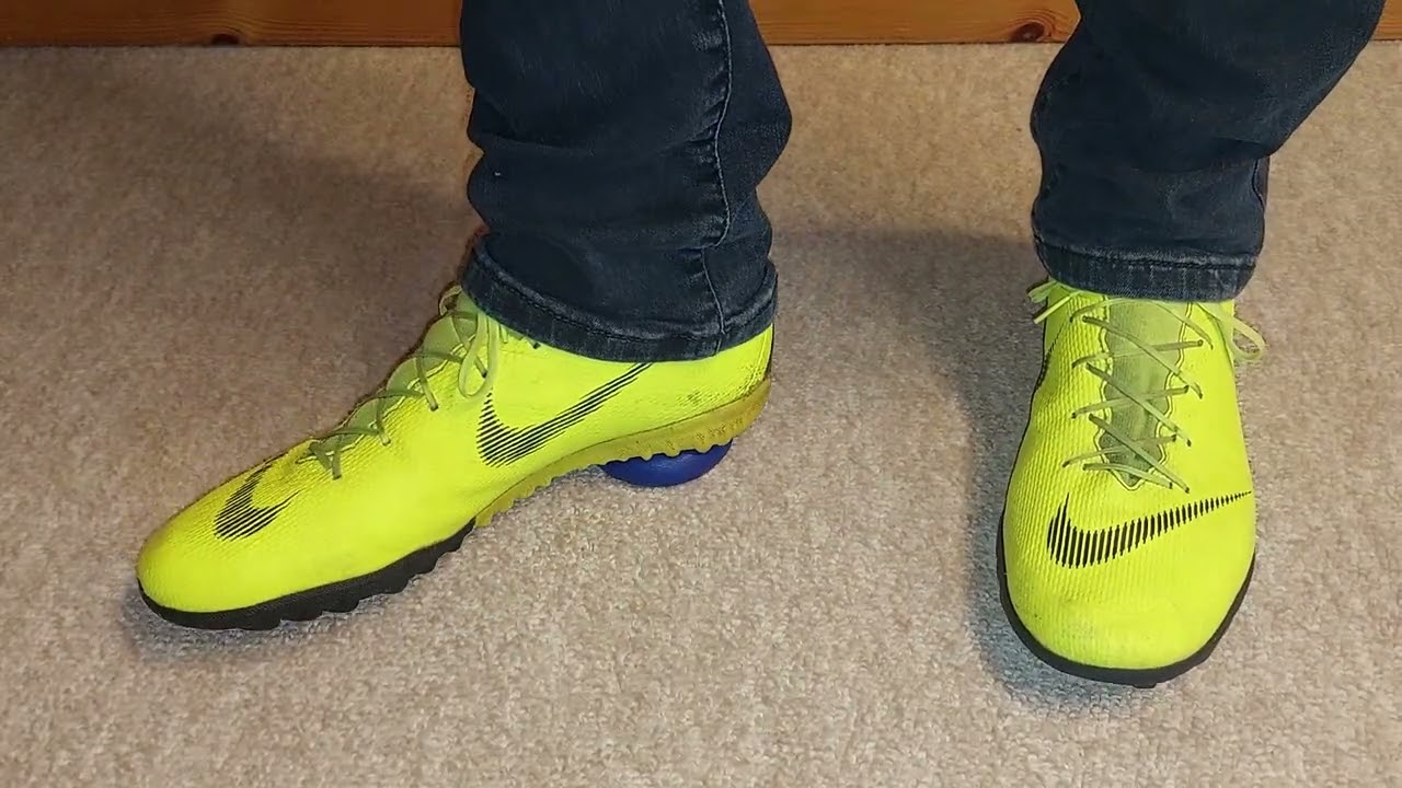 NIKE SOCCERS PLAYING HARD WITH SOFTBALL!!!