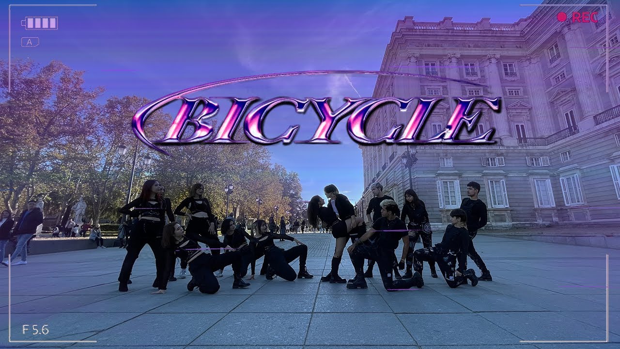 [KPOP IN PUBLIC IN SPAIN - ONE TAKE] CHUNGHA (청하) - BICYCLE | DANCE COVER by BEATZIN