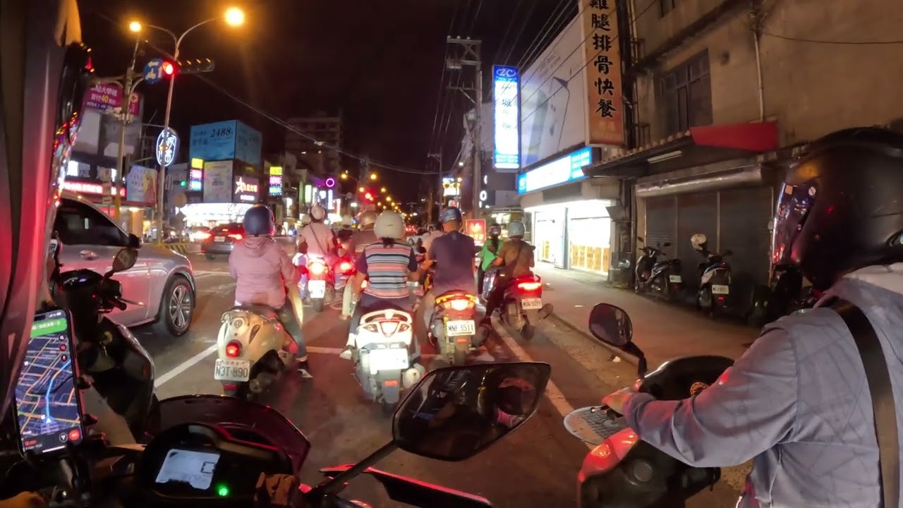 Scooter Driving in Hsinchu, Taiwan 🇹🇼. Night riding . Episode -2 . #scooter #motorcycle #taiwan