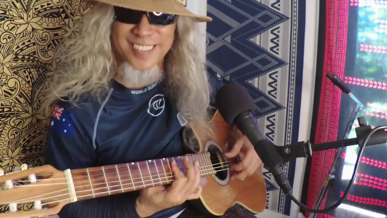 MAKEE AILANA  ; TRADITIONAL HAWAIIAN FOLK MUSIC : Lonomusic