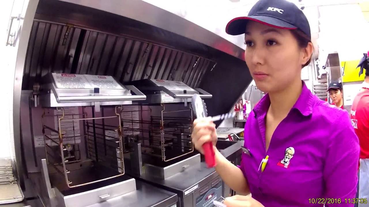 Экскурсия на кухню KFC Ревизорро