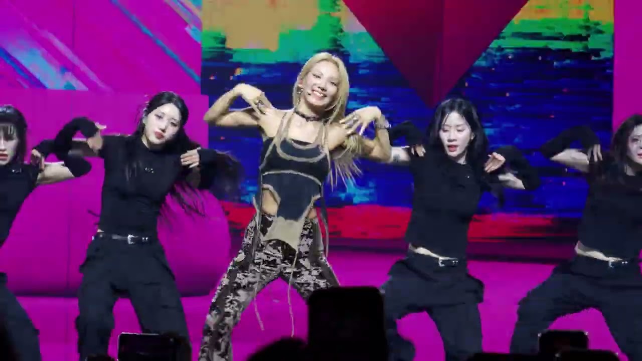 [4K] 250628 HYO 효연 - Dessert | SMTOWN Live 2025 in London