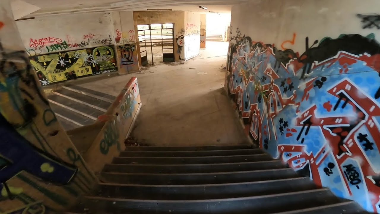 ex fabbrica macchine abbandonata *Trieste*