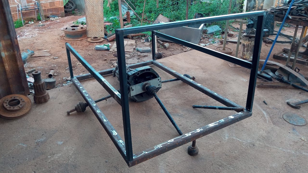 FIZ MAIS UM SERVIÇO NO TRICICLO COM CAIXA DE GOL E MOTOR DE MOTO TRICICLO COM BASCULANTE