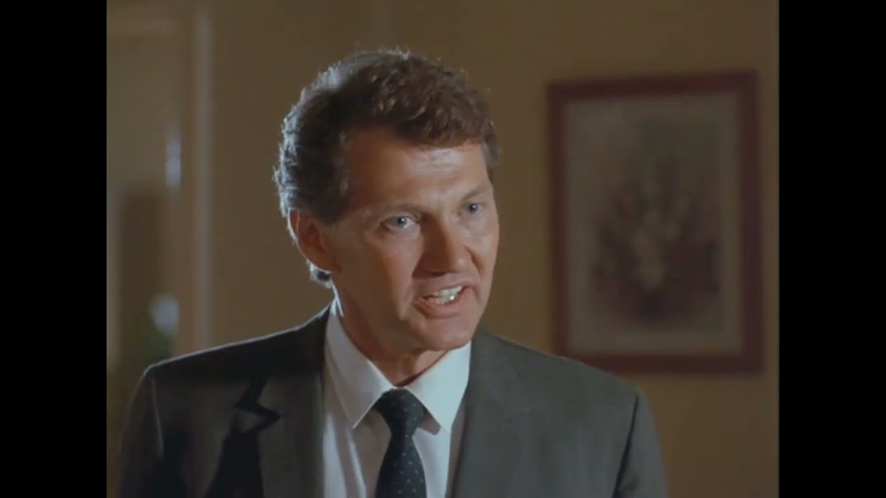 Andrew Robinson (Andy Robinson) in There Goes My Baby (1994)