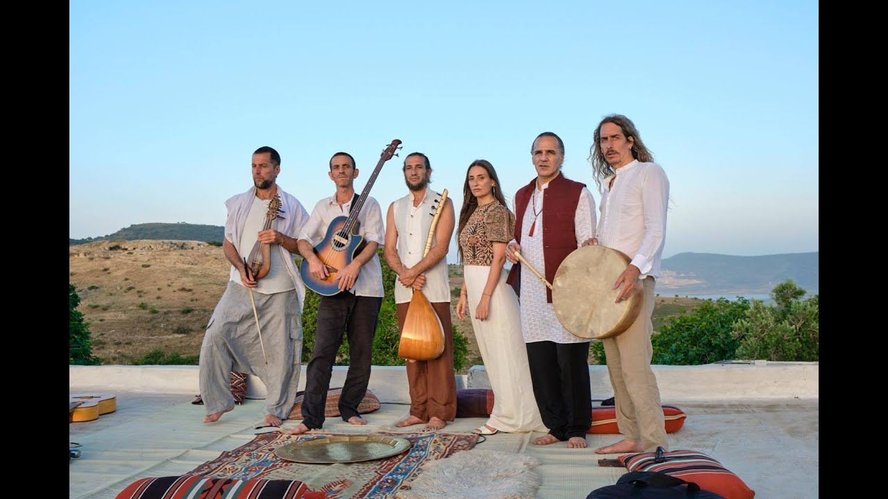 Devrent Deresine Duman Bürüdü Diwan Saz
