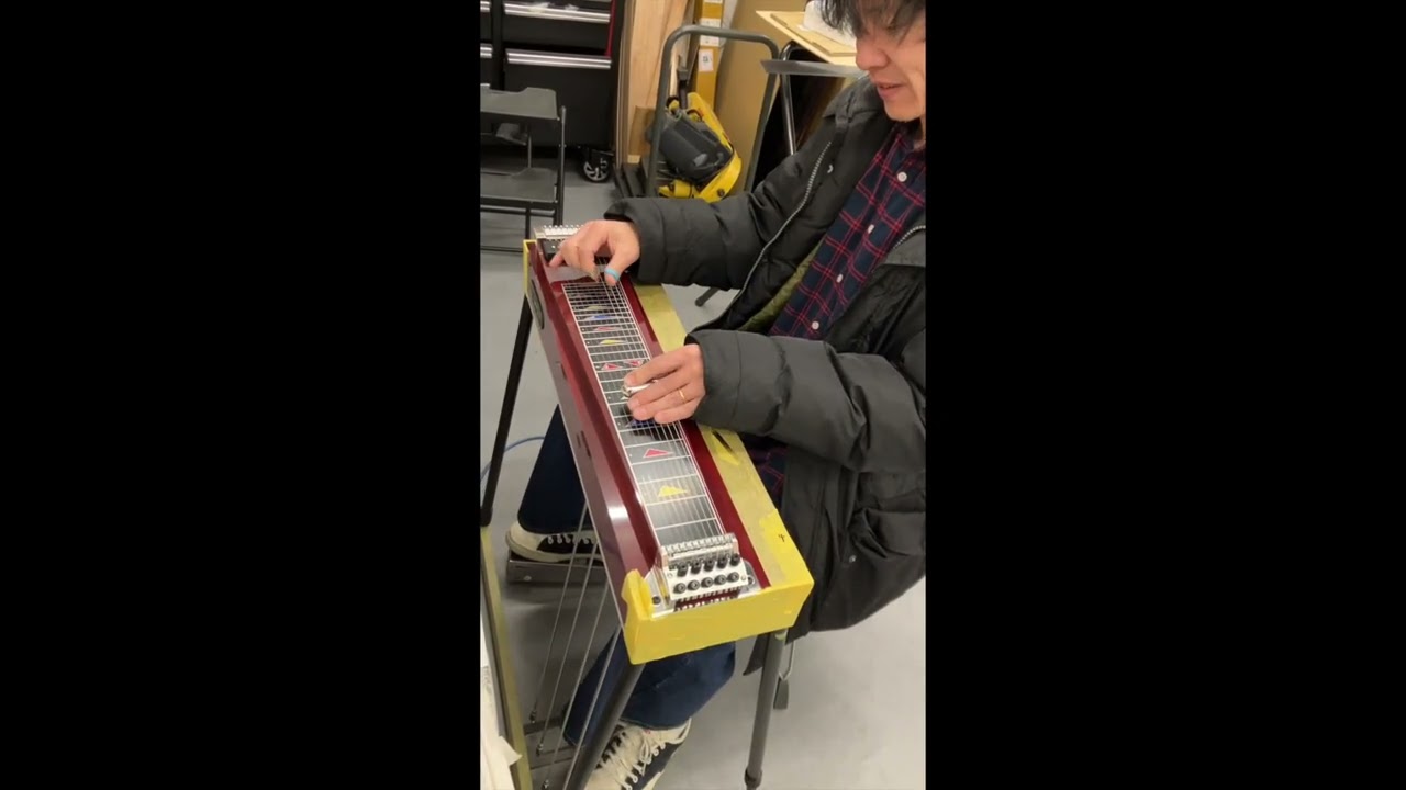 Hiroshi Ozaki Testing a SHOJI Pedal Steel Guitar/尾崎博志さんによる試奏