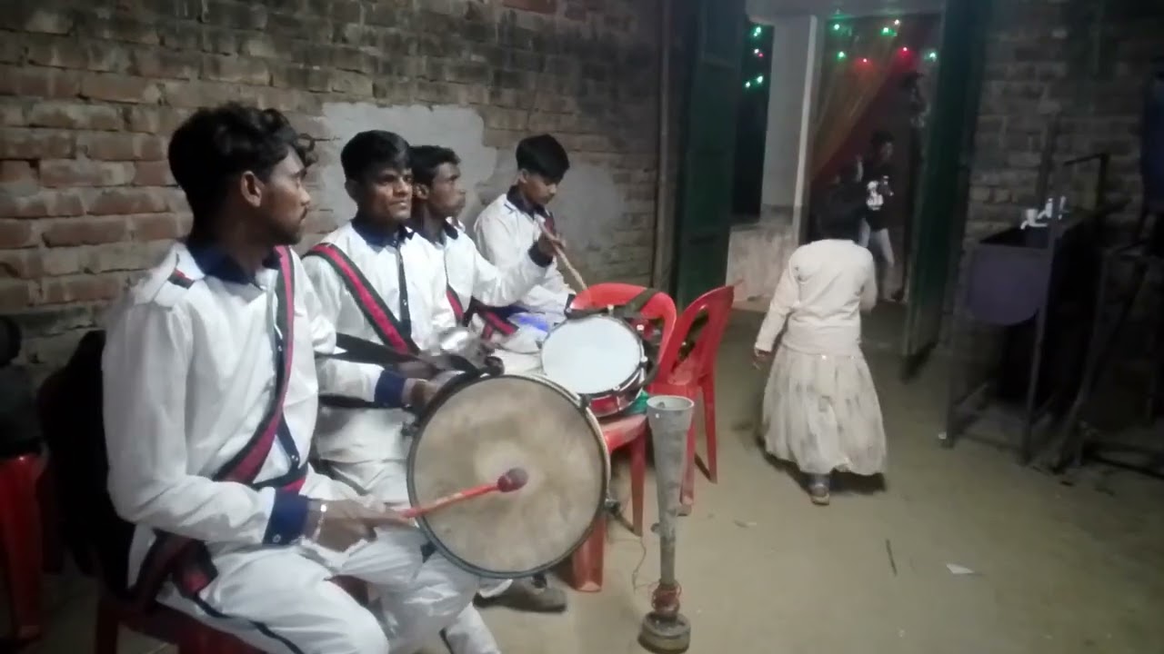 রবিদাসের বিয়ের ব্যান্ড পার্টি না দেখলে মিস করবেন