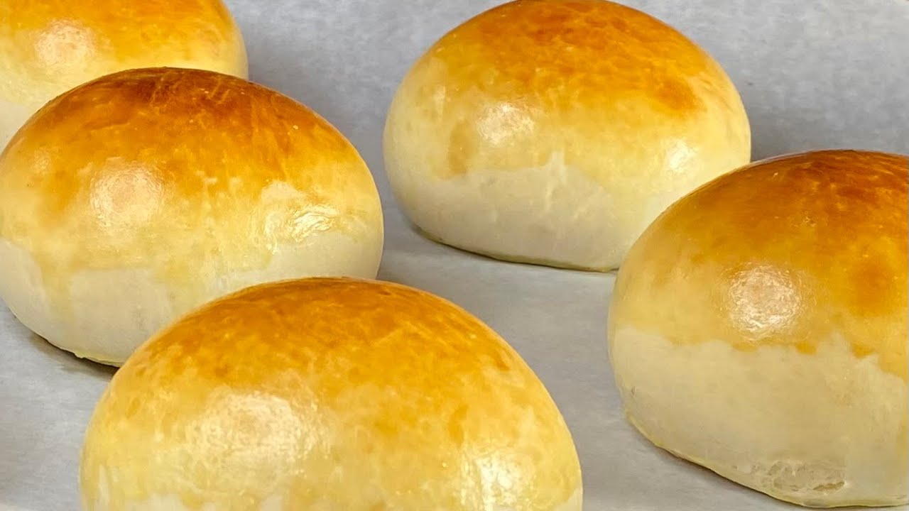 Soft, buttery dinner rolls | How to make dinner rolls