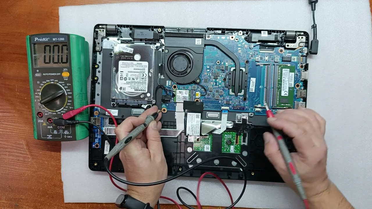 Ремонт ноутбука Acer не включається, не заряжається | швидкий ремонт