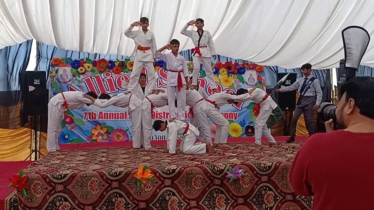 her ek pakistani ne by allied school sangla hill