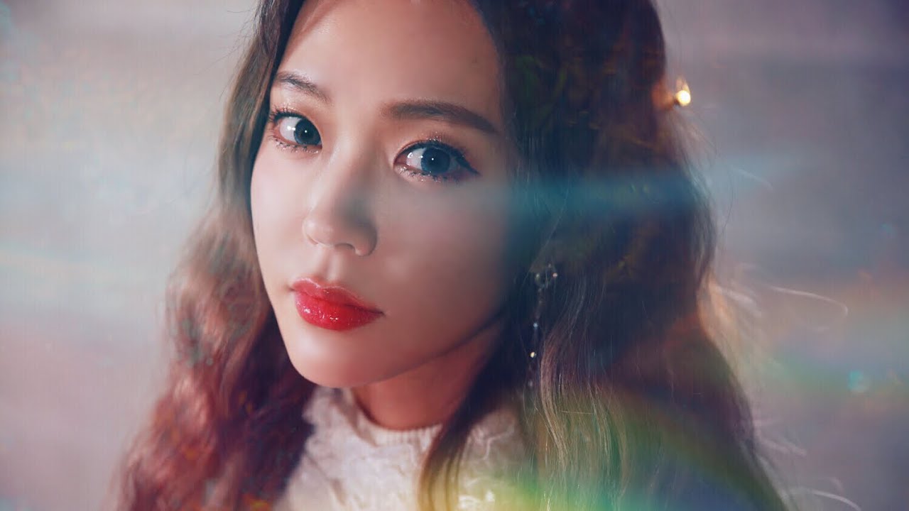 세상블링! 홀리데이 엔젤 메이크업 (ft.청순 글리터) Holiday Angel Make-up (with CC subs) | Heizle