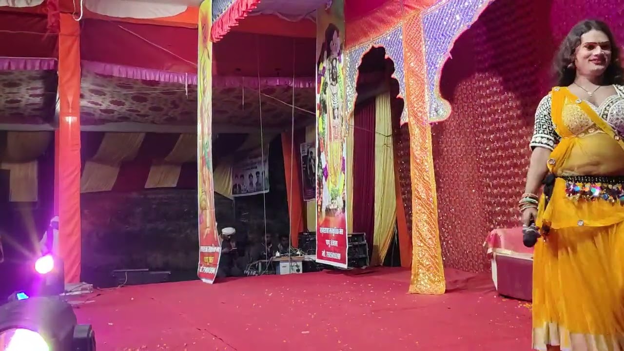 रोहिणी रानी चित्रकूट द्वारा गजब गायन,और प्लाई तोड़ नृत्य जरूर देखें, नगाराघाट की रामलीला 8840401794