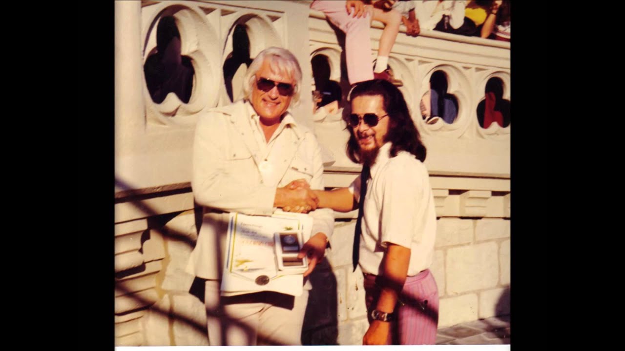 Charlie Rich - A Man Just Don't Know, What A Woman Goes Through